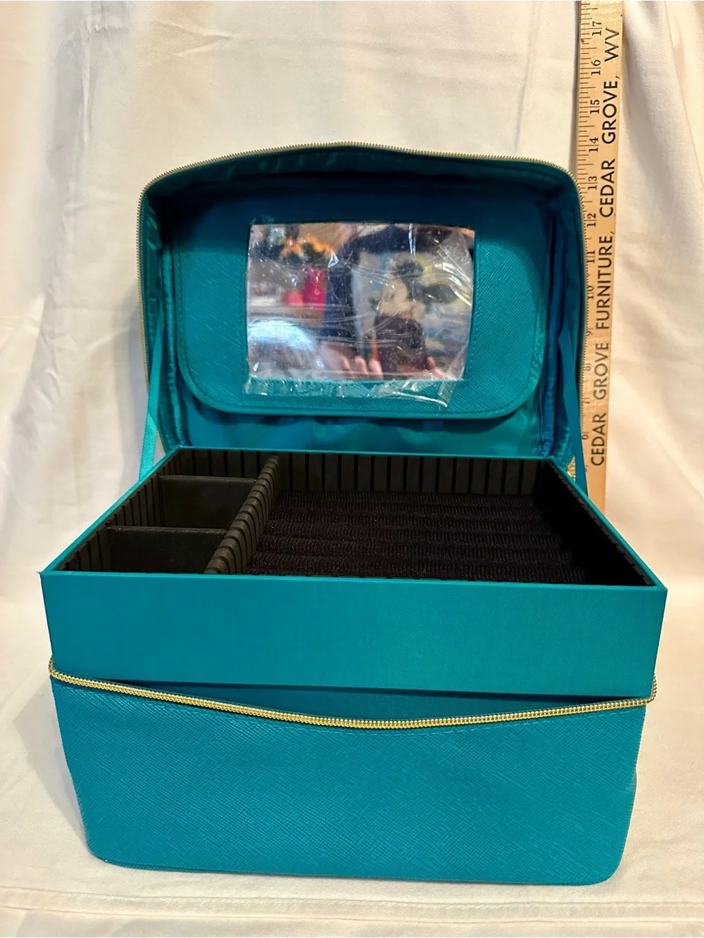 JM Collection Turquoise Women’s Travel Jewelry Case with Gold Hardware